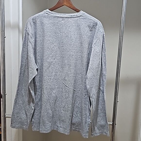 Uniqlo Long Sleeve Gray Top Size XL 100% Cotton - Picture 2 of 3
